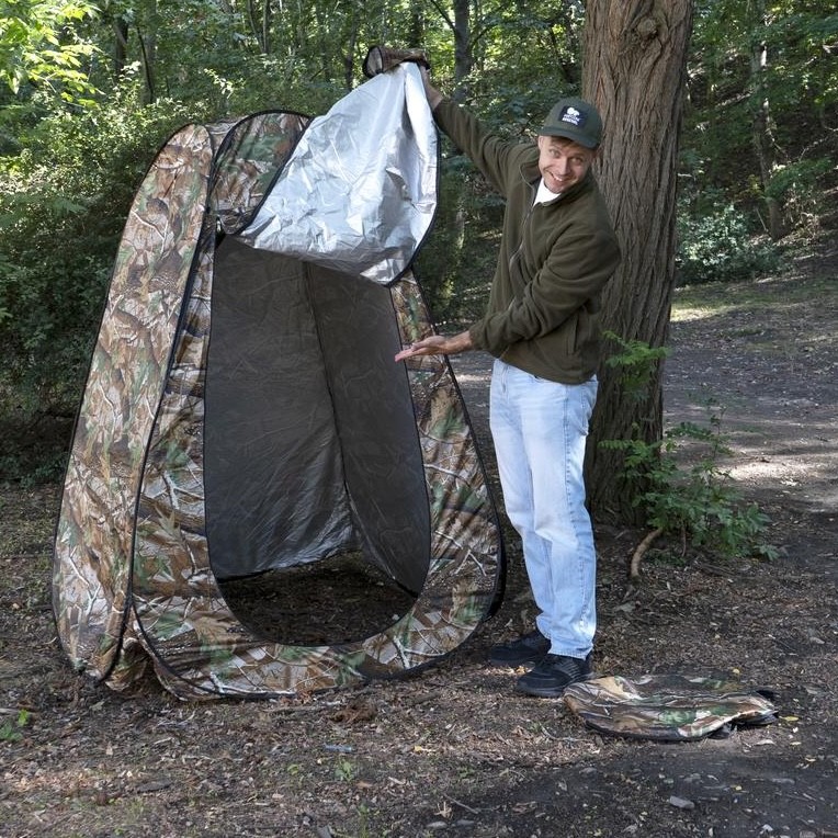 Silver-coated interior lining of the shower tent